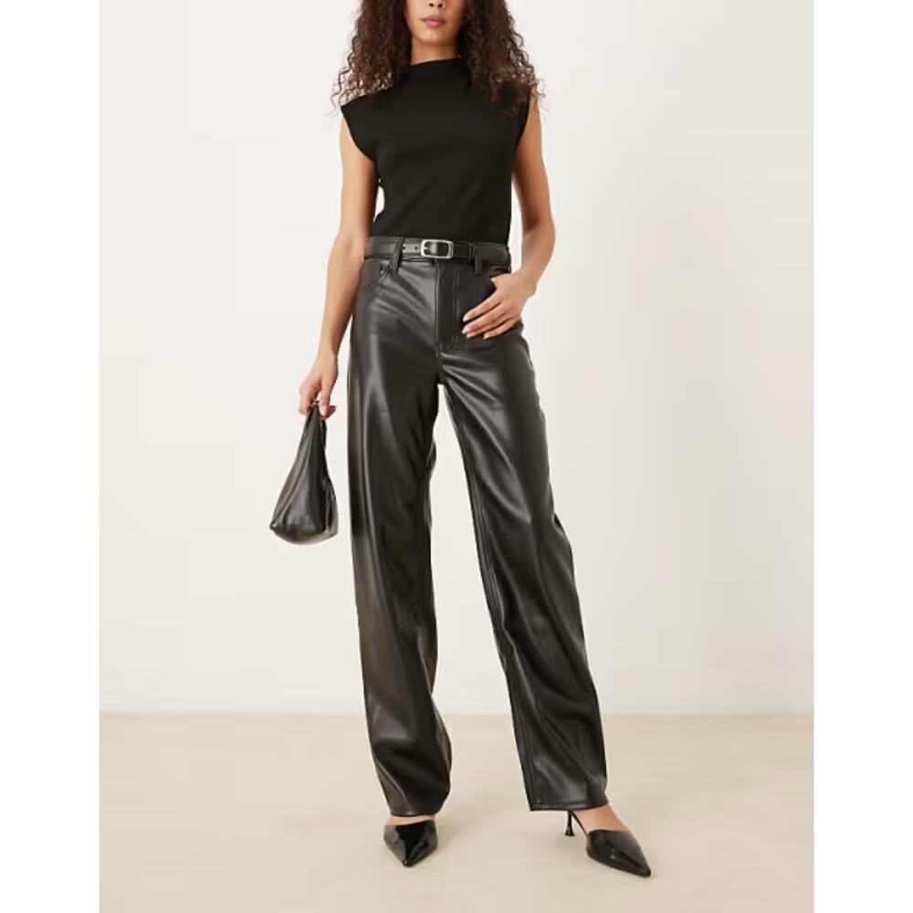 Abercrombie The 90s Relaxed Ultra High Rise Faux Leather Pants Black Size 30/10